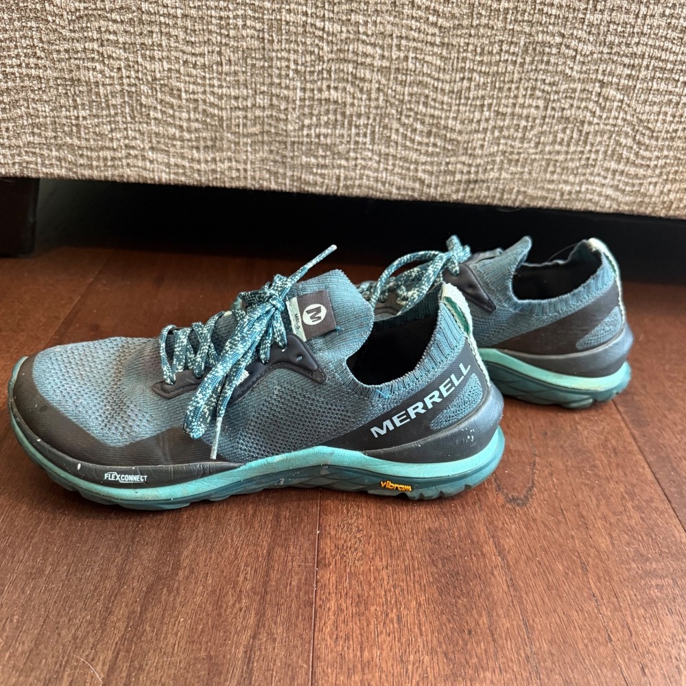 Merrell Mag-9 Womens Trail Running Shoes Teal Blue Vibram J85860 Size 8